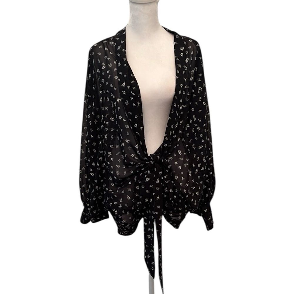 Blu Pepper OSFM Black Floral Tie-Front Batwing Blouse EUC